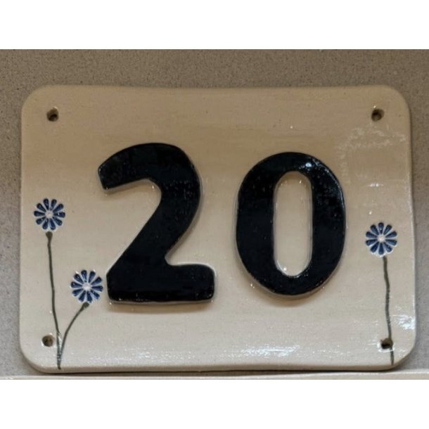 Lille skilt med TAL/BOGSTAVER 