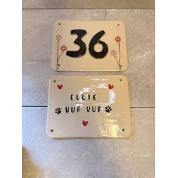 Lille skilt med TAL/BOGSTAVER 