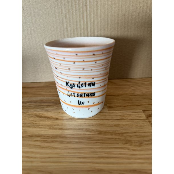 Tekstkop: Kys det nu det satans liv 