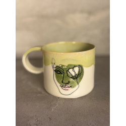 Porcel�nskop med Kvindefigurer + hank 